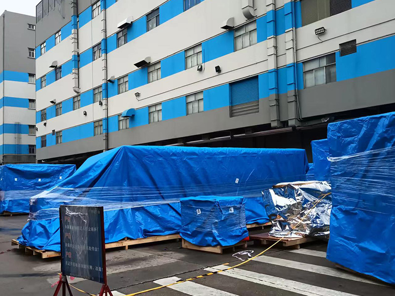 富士康真(zhēn)空防雨搬遷木(mu)箱項目