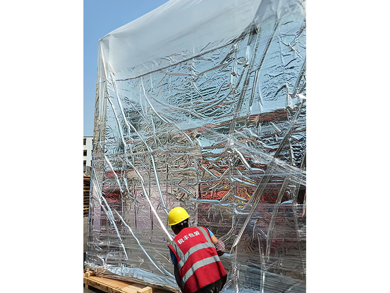 深(shen)圳某新能源真空(kong)木箱